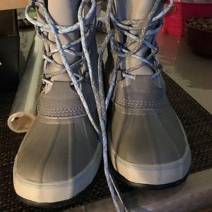 LL BEAN WINTER DUCK BOOTS